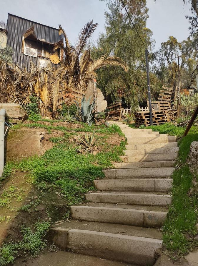 Nuevovalpo Hillside Homestay Сантьяго Экстерьер фото
