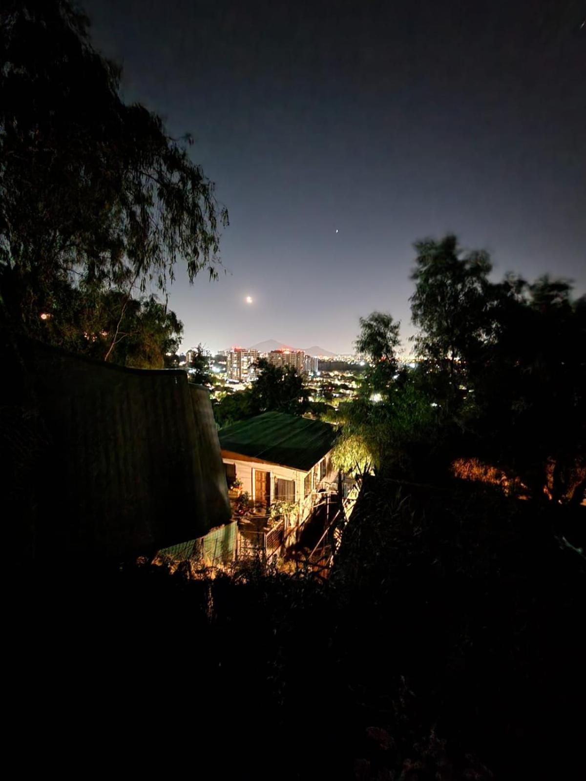 Nuevovalpo Hillside Homestay Сантьяго Экстерьер фото